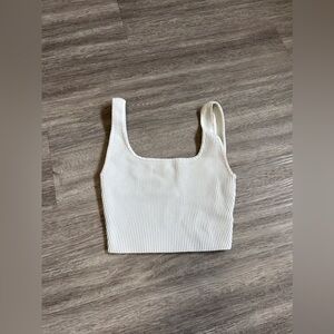 Babaton Ribbed Cropped Tank